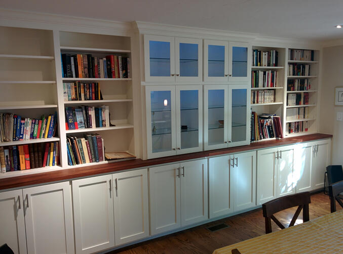 Built-in dining room bookcases and cabinets I built in conjunction with my friend Jeremy Miller for a client in Nichols Hills, OK. (2015)